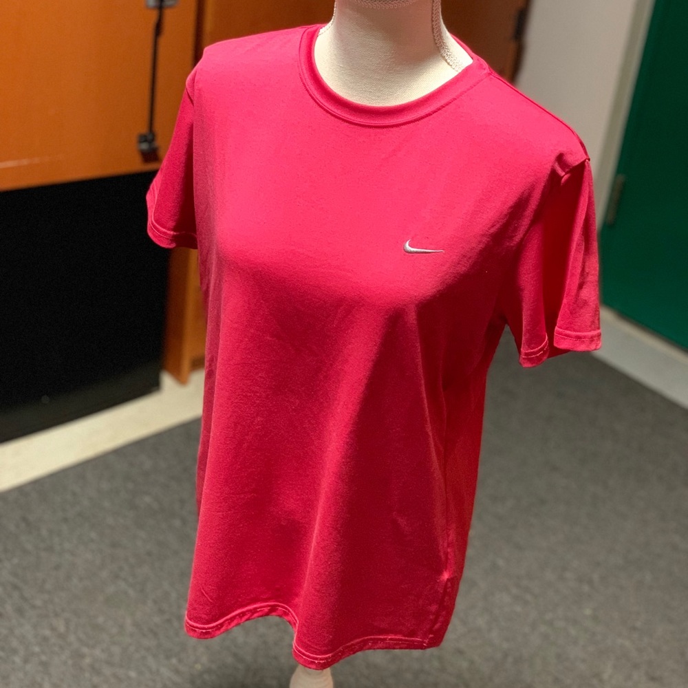 Women’s Nike Dry Fit Sports Short Sleeve T-shirt
